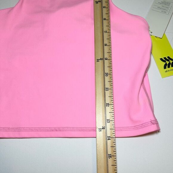 All In Motion Berry Pink Bubblegum Crop Tank Built in Bra Girl's SMALL (6-7) NWT - Picture 9 of 10